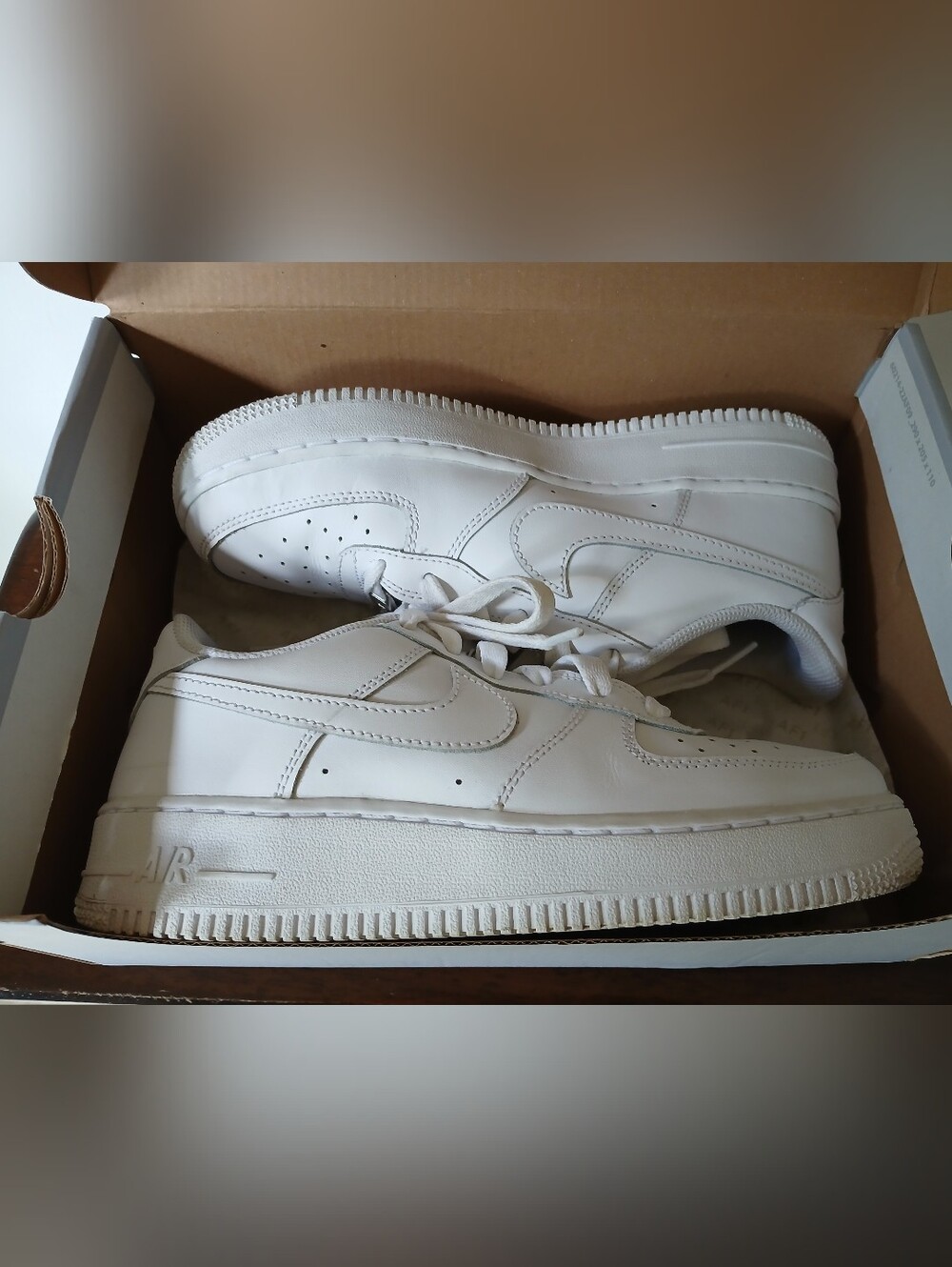 Nike Air Force 1 LG (GS) White Sneakers - Picture 3 of 12